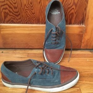 Van’s Era- leather/velvet men’s size 10 shoes.